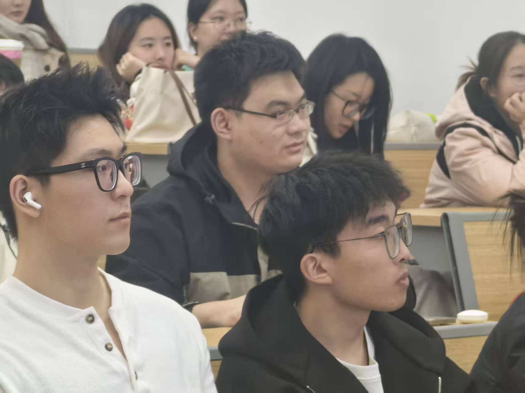 财经学院举办专题讲座 解锁“挑战杯”备赛核心要点
